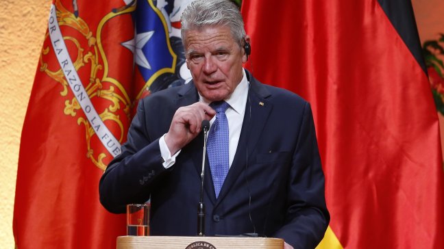 Condenado de Colonia Dignidad asistió a cena con el presidente alemán