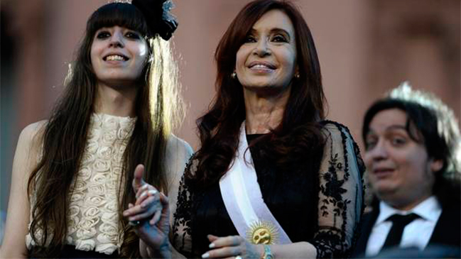 Embargaron dinero de Florencia Kirchner mientras su defensa alega que fue 