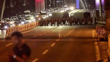   La Historia es Nuestra: Primeros análisis de golpe militar en Turquía 