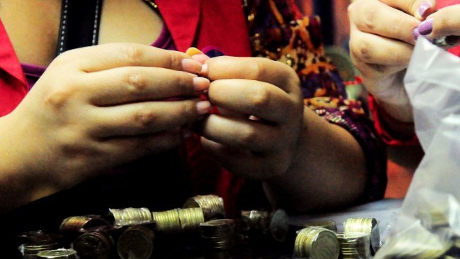 Siete de cada 10 chilenos no han ahorrado dinero en el último año