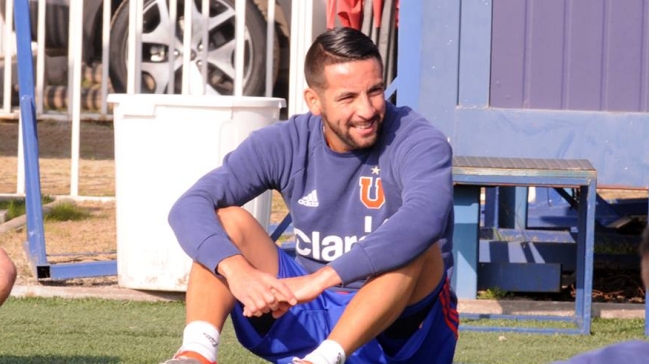Mauricio Isla entrenó con el plantel de Universidad de Chile