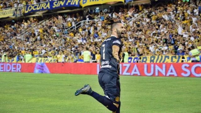 River Plate alcanzó un acuerdo para fichar a Marcelo Larrondo