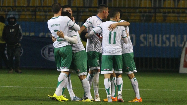 Puerto Montt inició pago de sueldos al plantel tras presiones de los futbolistas