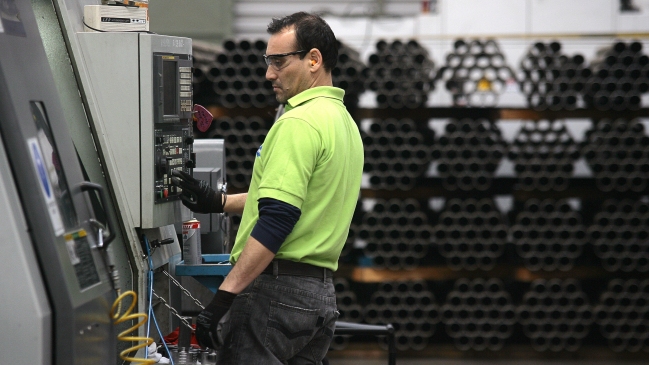 Desempleo en el Gran Santiago bajó a 7,6 por ciento