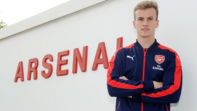 Arsenal fichó a joven defensor inglés Rob Holding