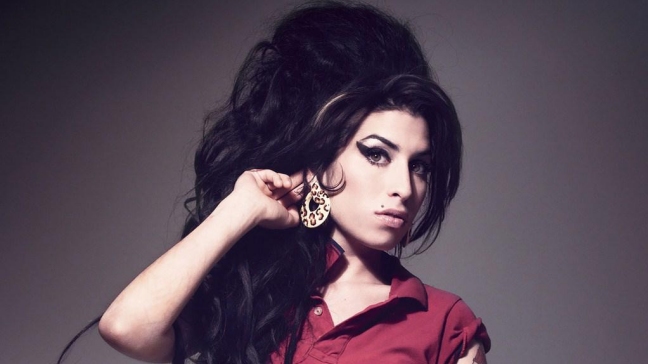 Un concierto del padre de Amy Winehouse marca los cinco años de su muerte
