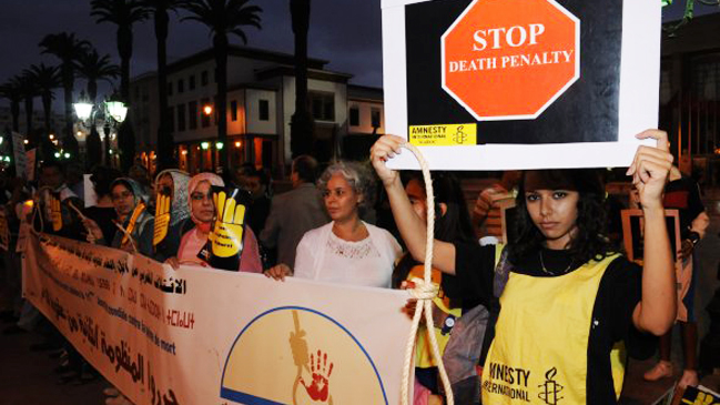 Condenan a muerte a marroquí que asesinó a 10 familiares