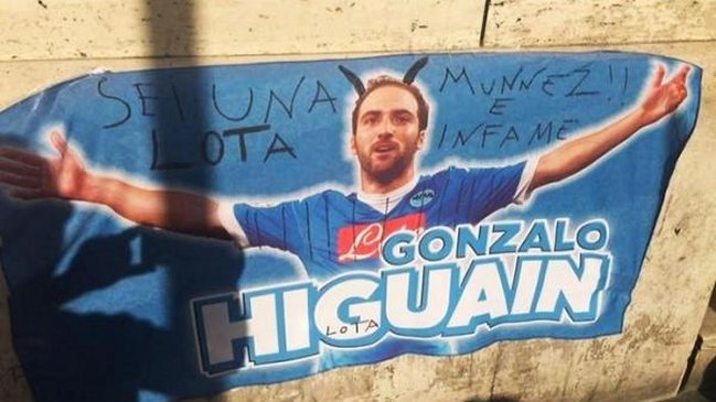 La inminente llegada de Gonzalo Higuaín a Juventus causó revuelo en los hinchas de Napoli