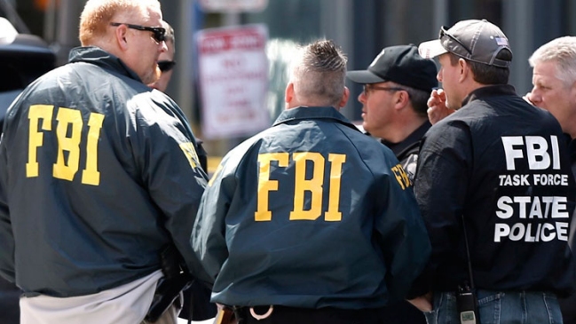 FBI indaga pirateo a correos electrónicos del Comité Nacional Demócrata