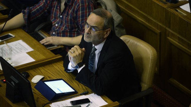 Diputado Saffirio: 477 menores han muerto bajo la tutela del Sename