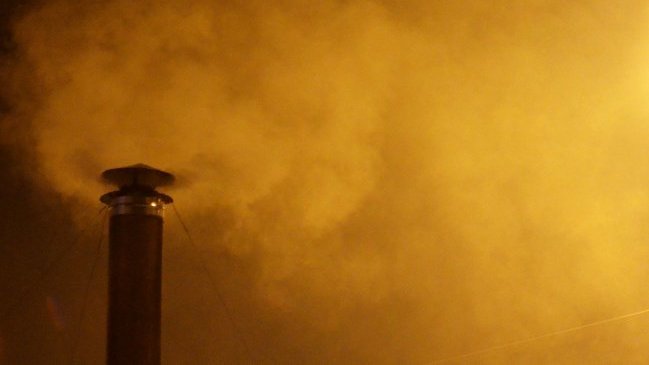 Casi 100 sumarios por infringir restricciones durante preemergencia en Los Ángeles