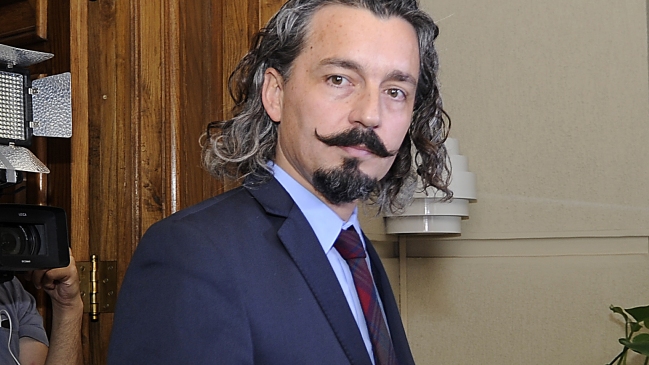 Suspicacia por nombramiento de la esposa del fiscal del caso SQM