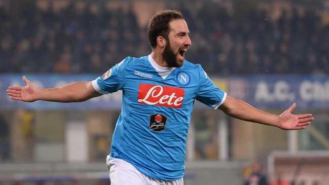 Presidente de Napoli afirmó que Higuaín 