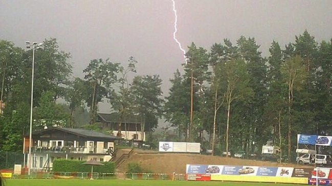 Partido entre Bologna y Al Ain fue suspendido por temporal en Austria