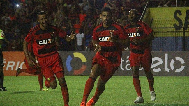 Mark González jugó en el triunfo de Sport Recife ante Atlético Paranaense