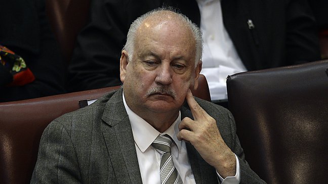 Teillier, duro contra Lagos: Sus críticas buscan afirmar su candidatura