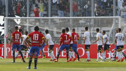 César Pinares anotó el primero de Unión Española sobre Colo Colo