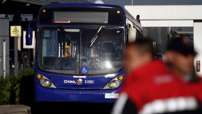 Trabajadores de Subus realizaron paro de advertencia por nulo avance en diálogo