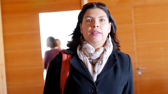 PC designó a Bárbara Figueroa para competir por la presidencia de la CUT