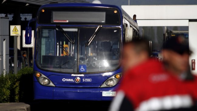 Trabajadores de Subus realizaron paro de advertencia por nulo avance en diálogo