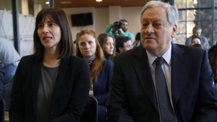 Salah y ministra Riffo encabezaron sorteo de la Copa Libertadores de fútbol sala femenino