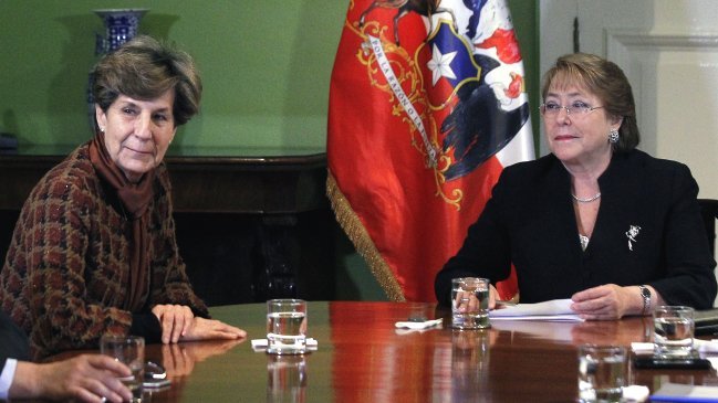 Nueva Mayoría mantiene presión a favor de un cambio de gabinete