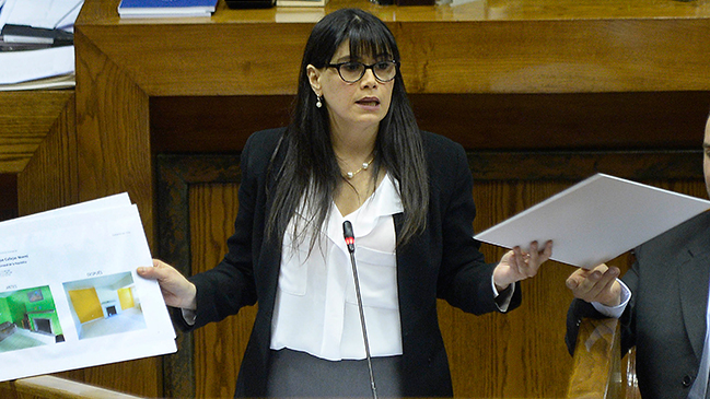 Funcionarios del Sename rechazan acusación constitucional: 