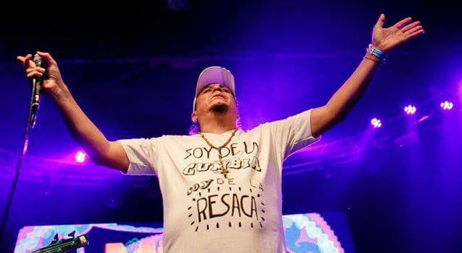 Traiko Pinuer, el chileno-argentino que lleva la cumbia por Latinoamérica