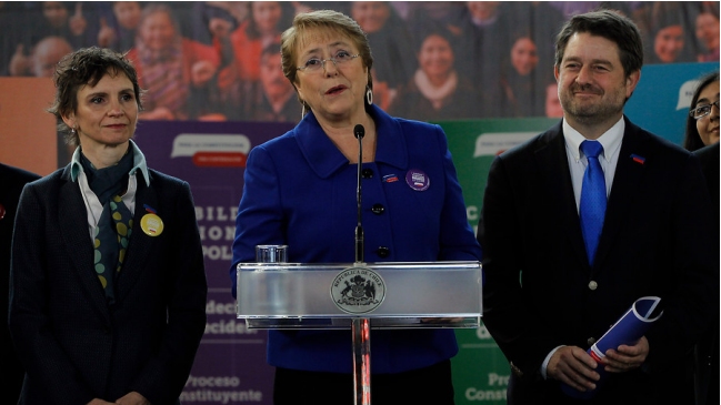 Presidenta Bachelet invitó a participar en los cabildos: 