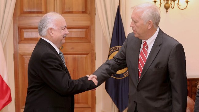 Teillier respondió a Burgos: Querer echarnos la culpa es una frescura