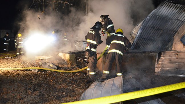 Tres galpones resultaron quemados en nuevo ataque incendiario en Pitrufquén
