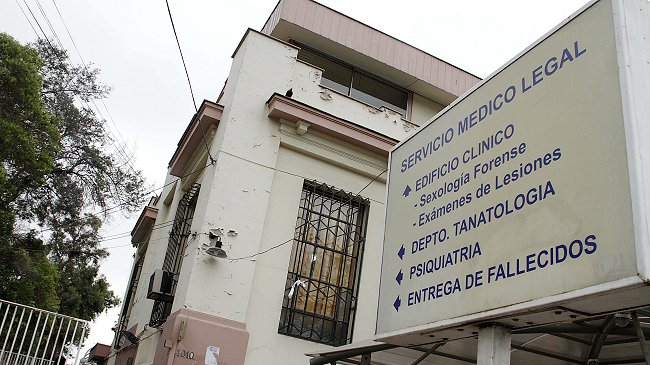 Funcionarios inician paro en SML: Exigen salida de perito que evaluó a superior de Cheyre
