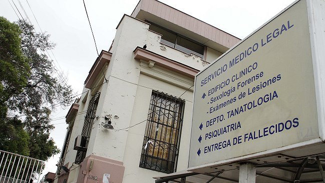 Funcionarios inician paro en SML: Exigen salida de perito que evaluó a superior de Cheyre
