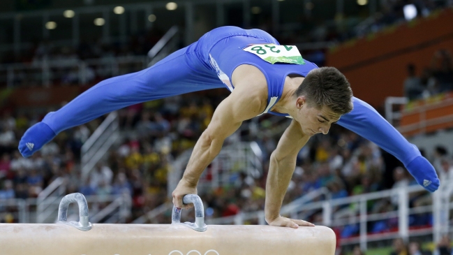 Whitlock consumó su doblete con el oro en el caballo con arzones