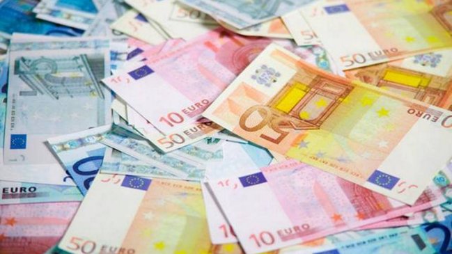Experimento social regala mil euros mensuales durante un año