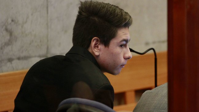 Joven que mutiló mano de su vecina continuará con arresto domiciliario