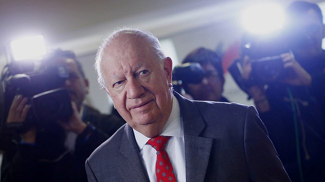 Lagos remarca que, pese a la crisis, en Chile 