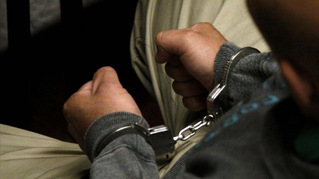 Hombre de 37 años acusado de violar y retener en su domicilio a ex pareja menor de edad