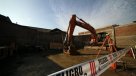 Construcción hundió patio de una casa en Ñuñoa