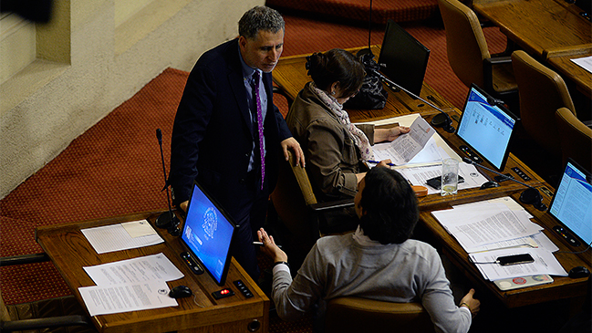 Farcas también acusó 