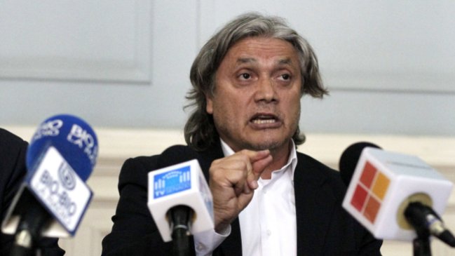 Navarro culpa a ministros Valdés y Eyzaguirre por la 