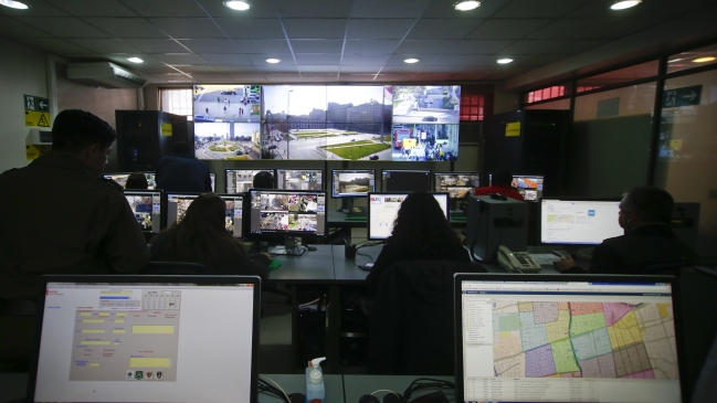 Presentan nuevo sistema de cámaras para perseguir delitos en Santiago