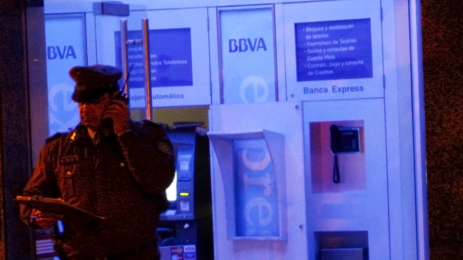 Robaron cajero de sucursal bancaria en la Ciudad Empresarial