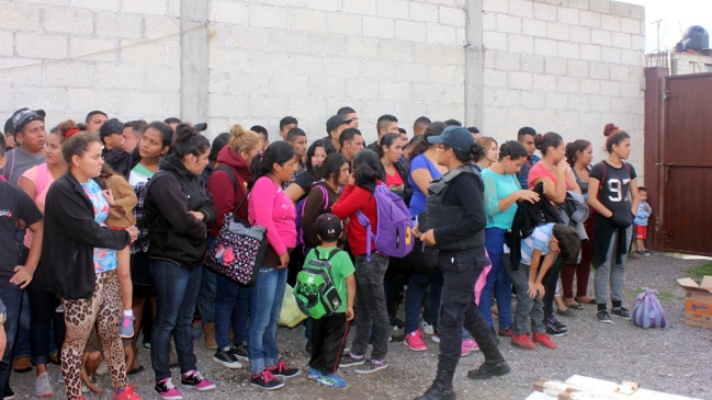 Rescatan a 262 migrantes centroamericanos en operativos en centro de México