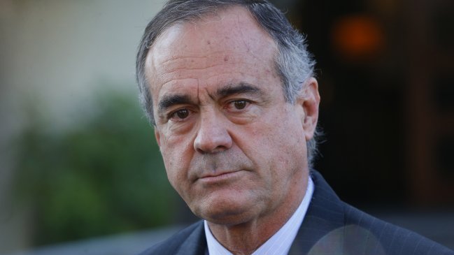 Ignacio Walker: No basta un cambio de gabinete; hay que cambiar de actitud