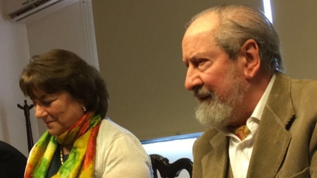 Manuel Silva: Debería haber un Premio Nacional de Poesía