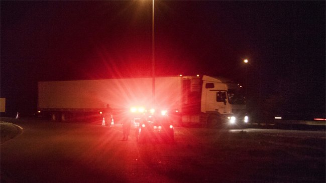 Encapuchados retuvieron camiones en ruta que une Galvarino y Lautaro