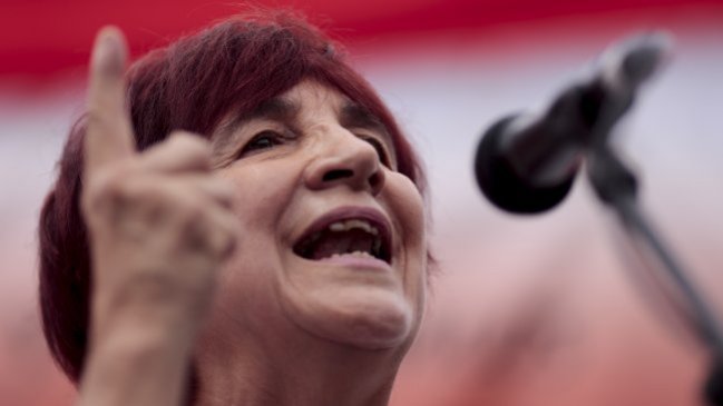 Abogada Carmen Hertz se unió a equipo por demanda marítima boliviana