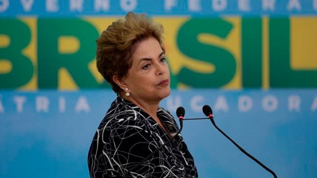 Senado de Brasil escucha este viernes a los testigos de la defensa de Rousseff