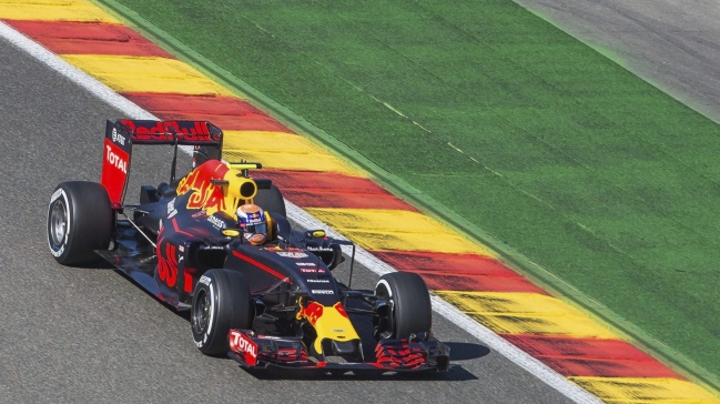 Verstappen sorprendió y fue el más rápido en segunda práctica en Bélgica